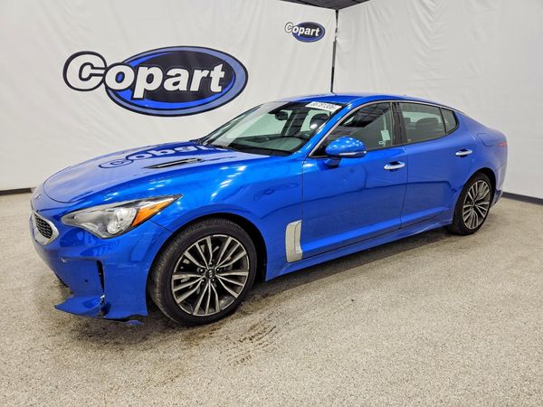 2019 KIA STINGER
