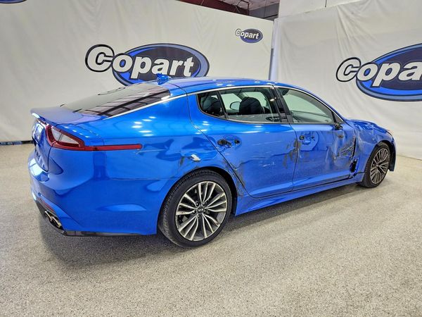 2019 KIA STINGER