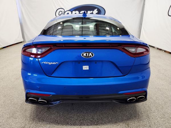 2019 KIA STINGER