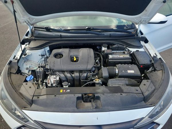 2019 HYUNDAI ELANTRA