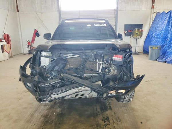 2019 TOYOTA TACOMA SR5