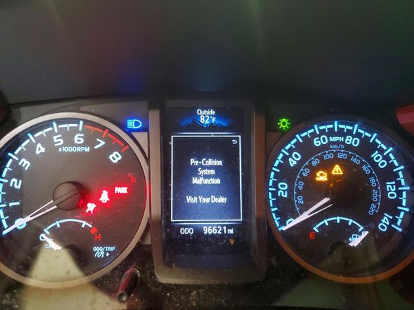 2019 TOYOTA TACOMA SR5