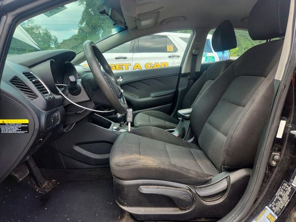 2018 KIA FORTE LX Base
