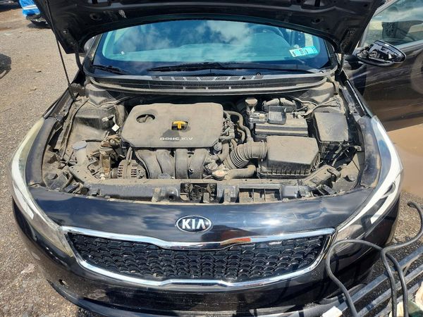 2018 KIA FORTE LX Base