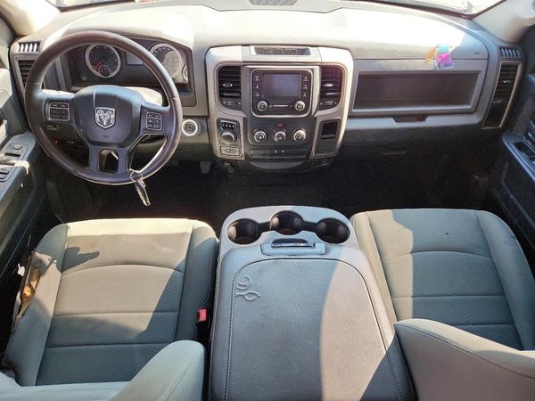 2016 RAM 1500 ST