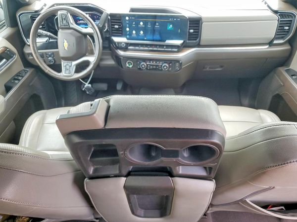 2022 CHEVROLET SILVERADO LT