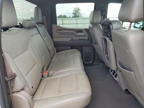 2022 CHEVROLET SILVERADO LT
