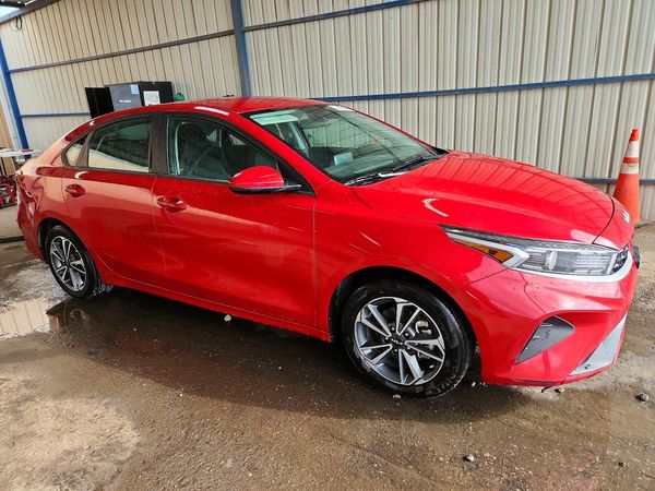 2024 KIA FORTE LX, LXS — Passenger 3/4