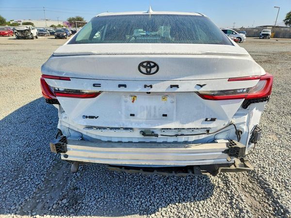 2025 TOYOTA CAMRY