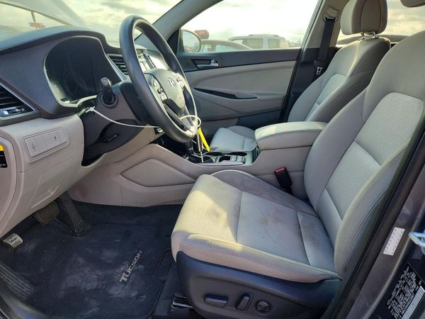 2016 HYUNDAI TUCSON