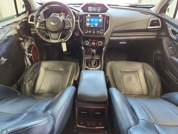 2022 SUBARU FORESTER Touring