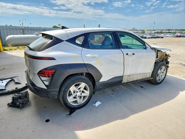 2024 HYUNDAI KONA