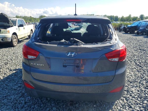 2015 HYUNDAI TUCSON GL (Middle-Low)