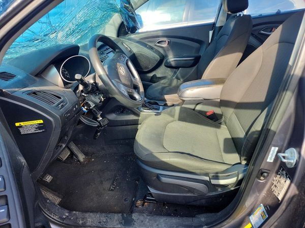 2015 HYUNDAI TUCSON GL (Middle-Low)