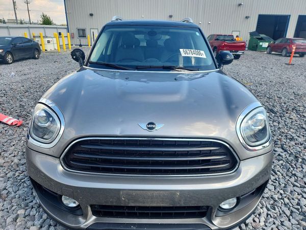 2018 MINI COOPER