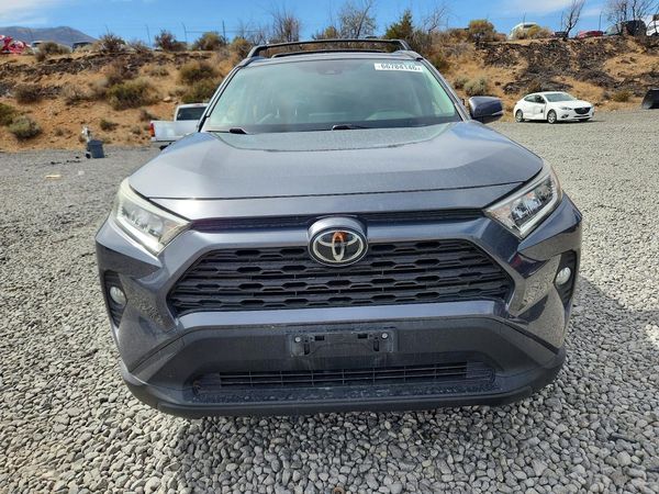 2019 TOYOTA RAV4 XLE / XLE Premium 4WD