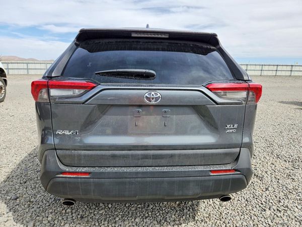 2019 TOYOTA RAV4 XLE / XLE Premium 4WD