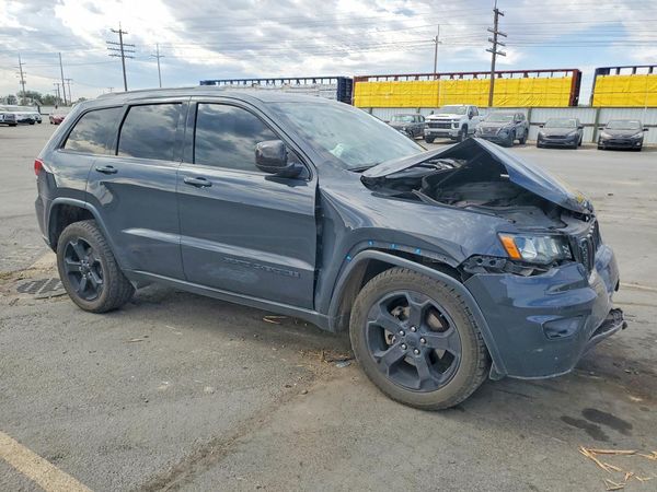 2018 JEEP GRAND CHEROKEE Laredo