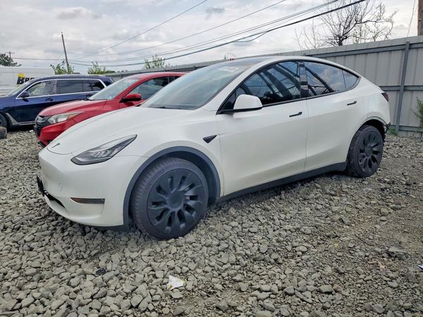 2023 TESLA MODEL Y — DSFA — Front 3/4
