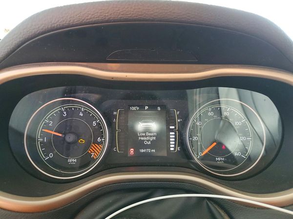 2015 JEEP CHEROKEE Sport