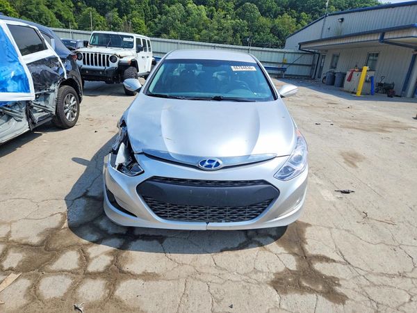 2013 HYUNDAI SONATA Hybrid / Hybrid Limited