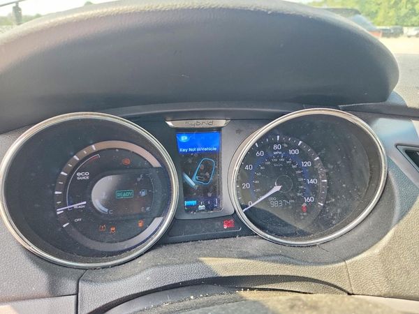 2013 HYUNDAI SONATA Hybrid / Hybrid Limited