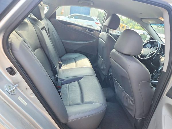 2013 HYUNDAI SONATA Hybrid / Hybrid Limited
