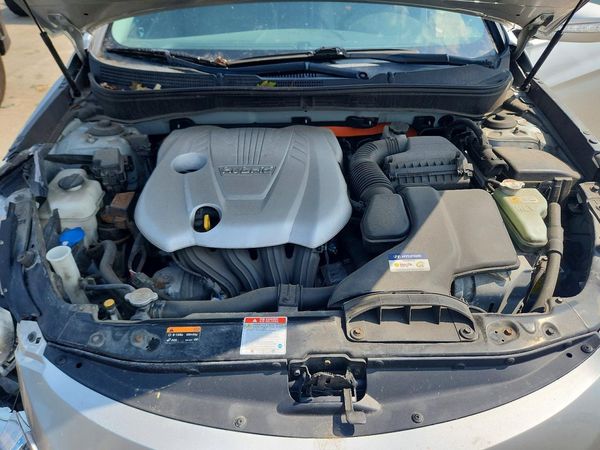 2013 HYUNDAI SONATA Hybrid / Hybrid Limited