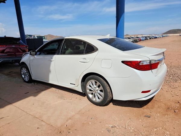 2014 LEXUS ES300 300h — DSRA