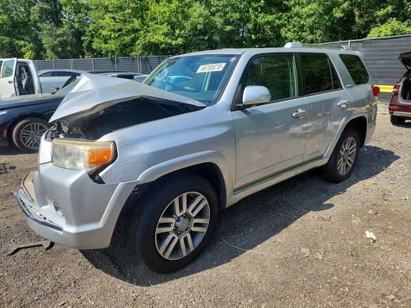 2012 TOYOTA 4RUNNER