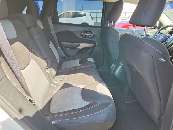 2018 JEEP CHEROKEE