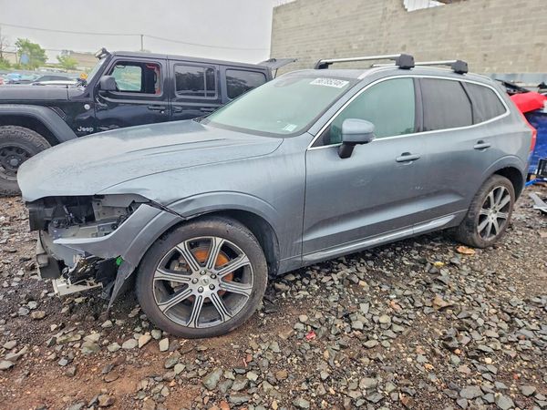 2021 VOLVO XC60 Inscription