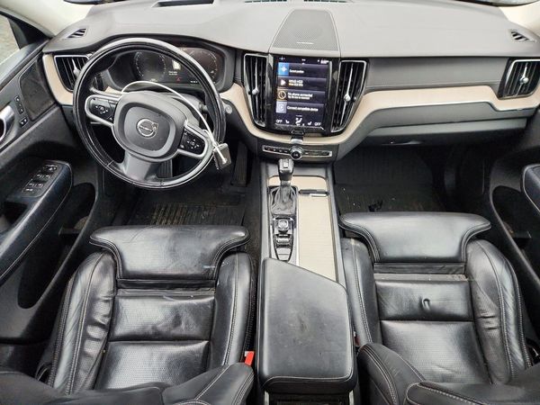 2021 VOLVO XC60 Inscription