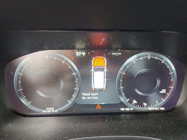 2021 VOLVO XC60 Inscription