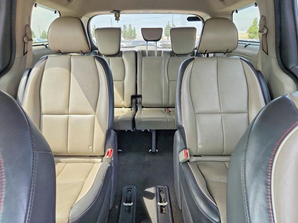 2017 KIA SEDONA
