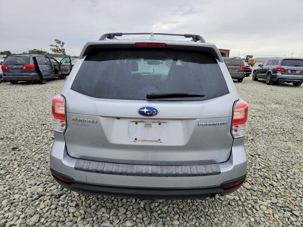 2018 SUBARU FORESTER Premium+ES