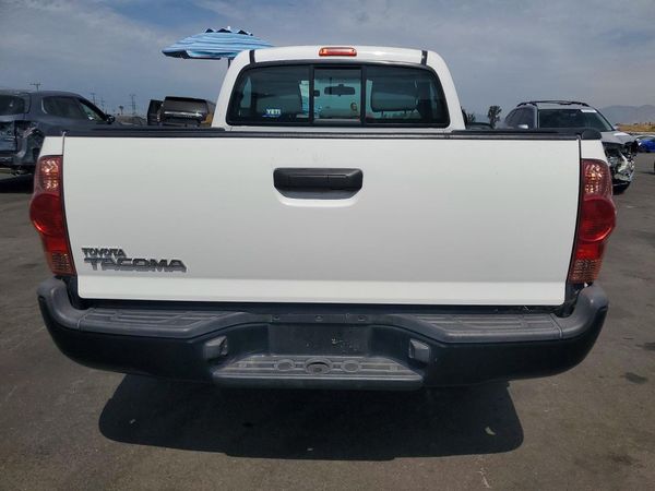2014 TOYOTA TACOMA Base