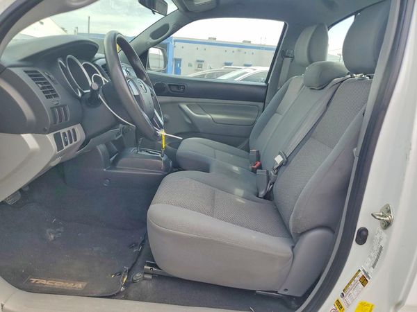 2014 TOYOTA TACOMA Base