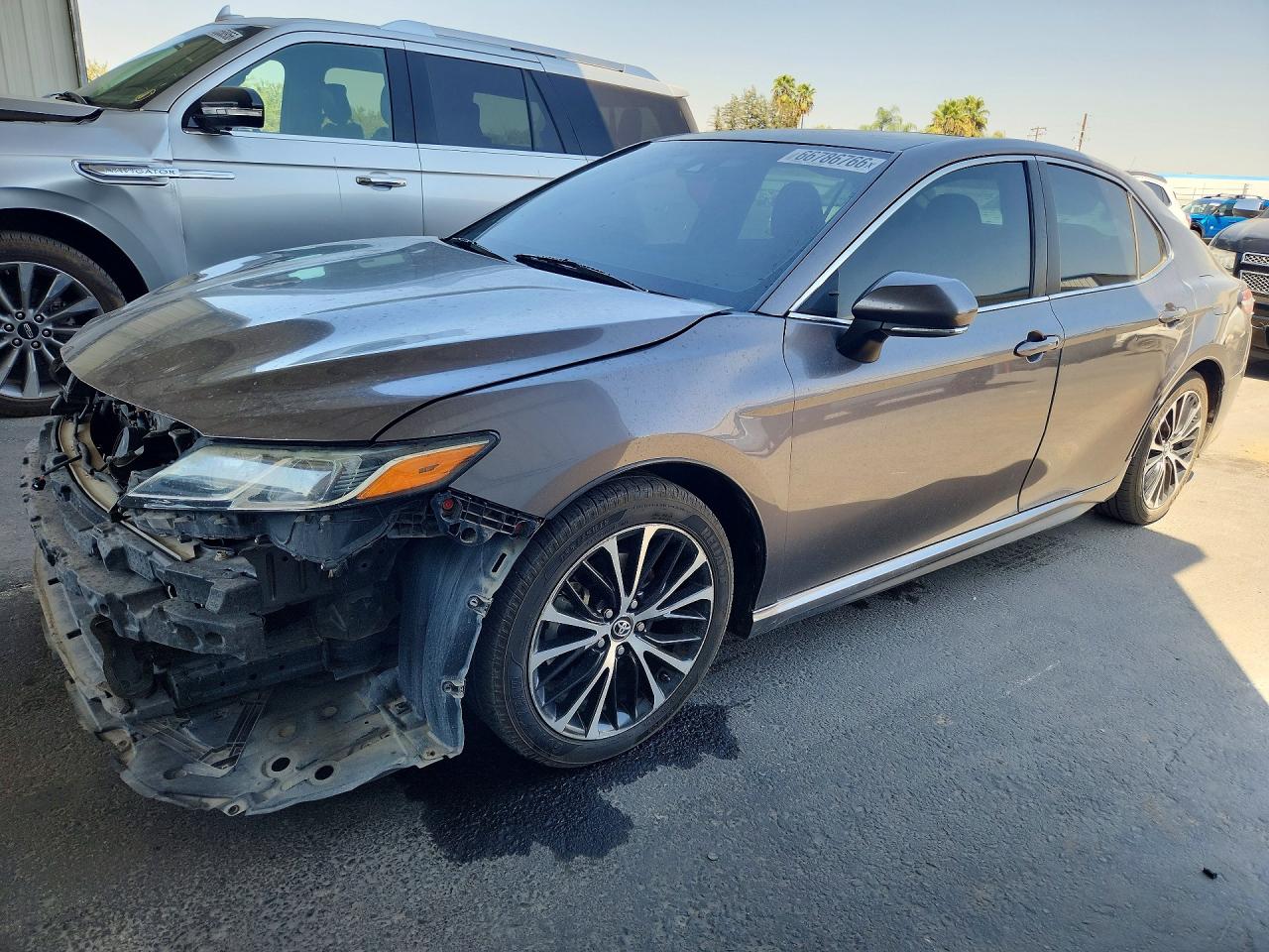2018 TOYOTA CAMRY