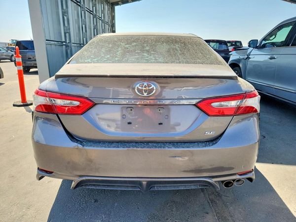 2018 TOYOTA CAMRY
