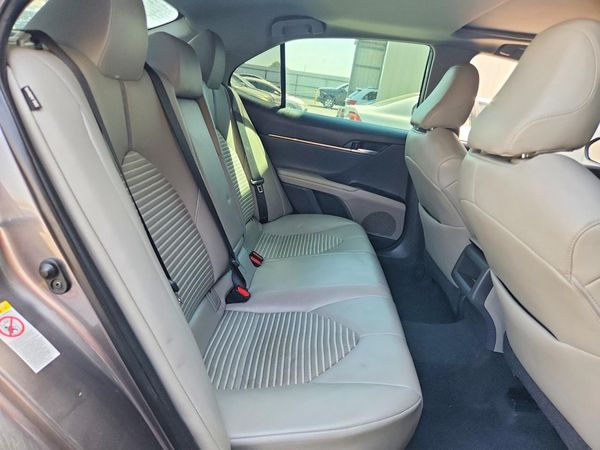 2018 TOYOTA CAMRY