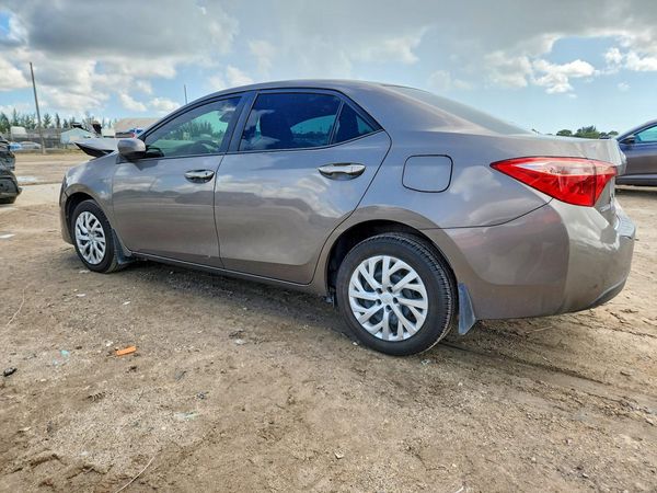 2017 TOYOTA COROLLA