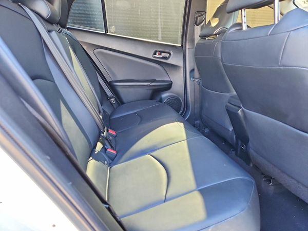 2018 TOYOTA PRIUS