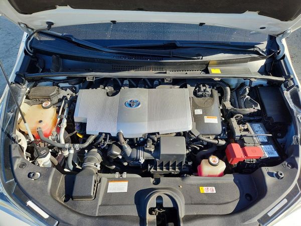 2018 TOYOTA PRIUS
