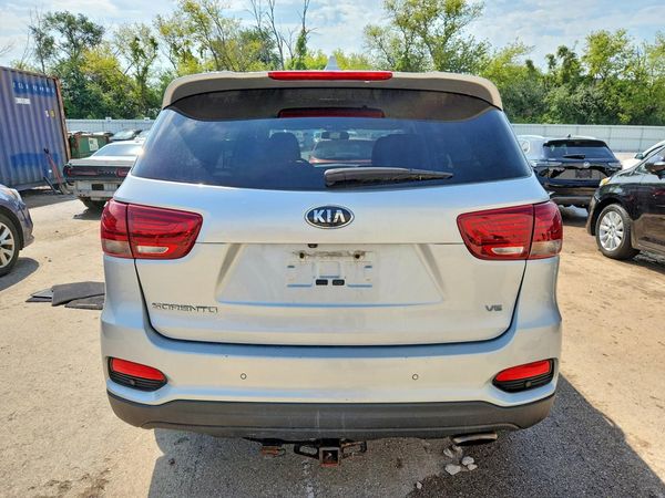 2019 KIA SORENTO L, LX, S