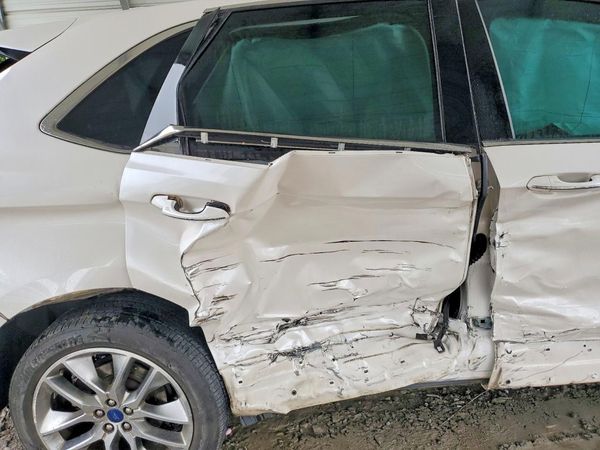 2018 FORD EDGE Titanium