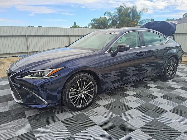 2024 LEXUS ES 350 — DSFA — Front 3/4