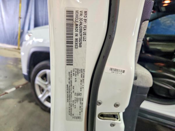 2023 JEEP COMPASS North, Latitude