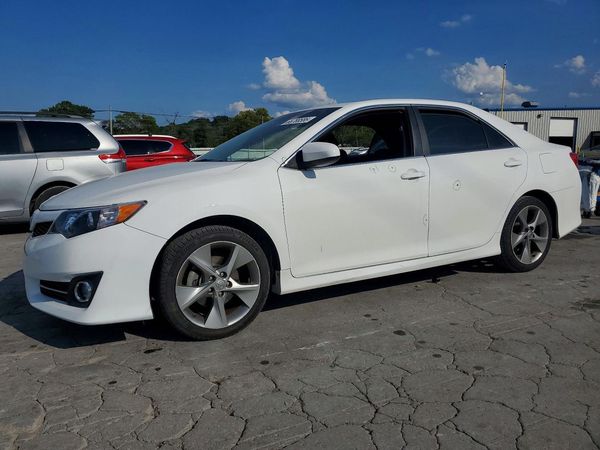 2013 TOYOTA CAMRY