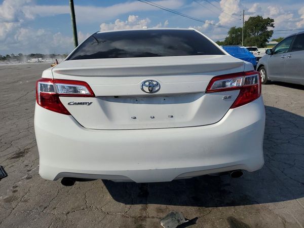 2013 TOYOTA CAMRY